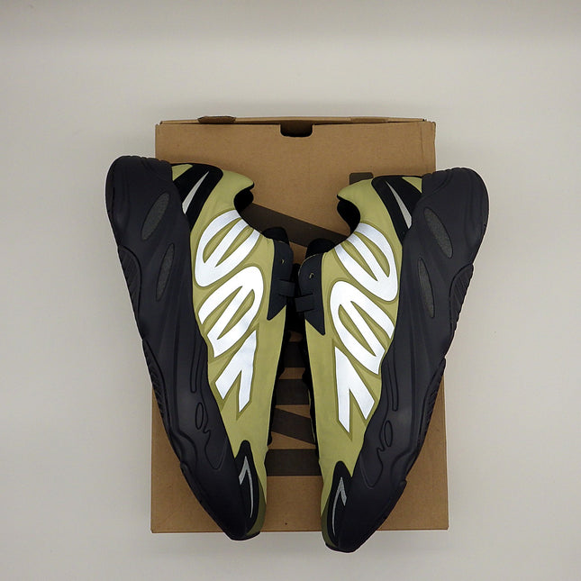 Adidas Yeezy Boost 700 MNVN – Resin size 13 — view 3