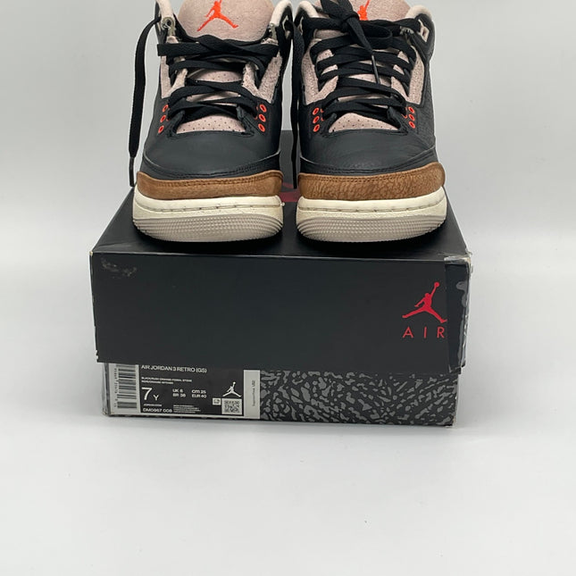 Air Jordan 3 Retro Desert Elephant (GS) - Fossil Stone - Pre-owned - Size 7M