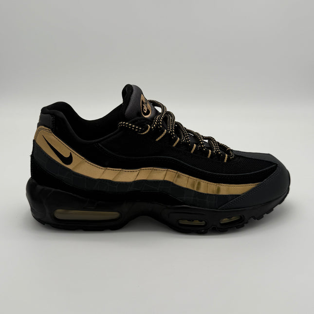 Nike Air Max 95 - OG Black Metallic Gold - Pre-owned - Size 12M, OG Box