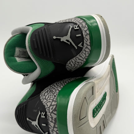 Jordan Brand Air Jordan 3 Retro 'Pine Green' sneakers - Buy online at 12UP Kicks