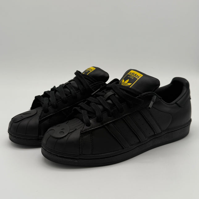 Adidas Adidas Superstar 'Pharrell x Mr. Happy' sneakers - Buy online at 12UP Kicks