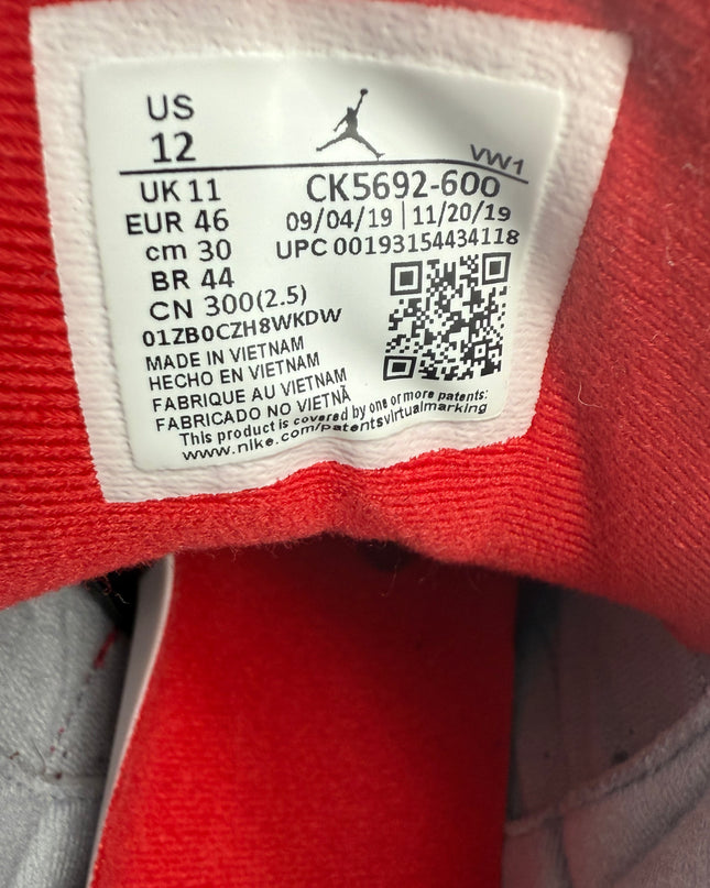 Jordan Brand Air Jordan 3 Retro SE Unite sneakers - Buy online at 12UP Kicks