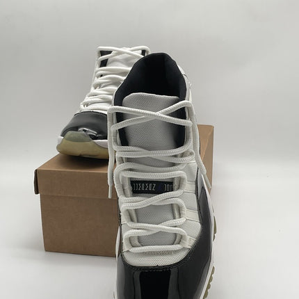 Air Jordan 11 High Concord size 12 - front on box