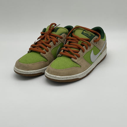 Nike SB Dunk Low Escargot size 9 - angled pair