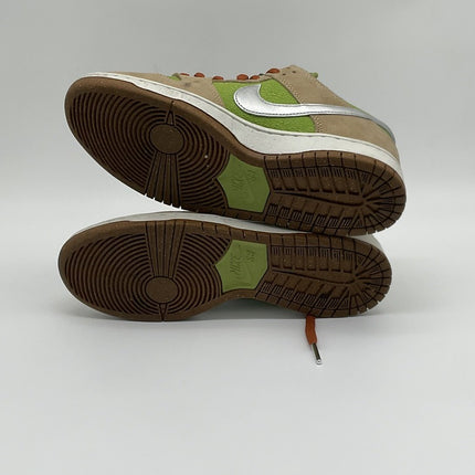 Nike SB Dunk Low Escargot size 9 - soles