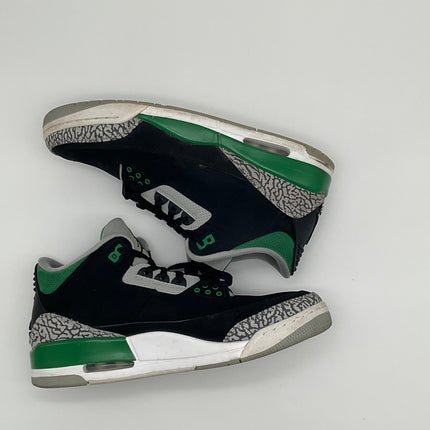 Air Jordan 3 Retro Pine Green size 12 — view 2