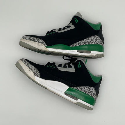 Air Jordan 3 Retro Pine Green size 12 — view 3
